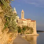 Apartment Dolin Rab Town