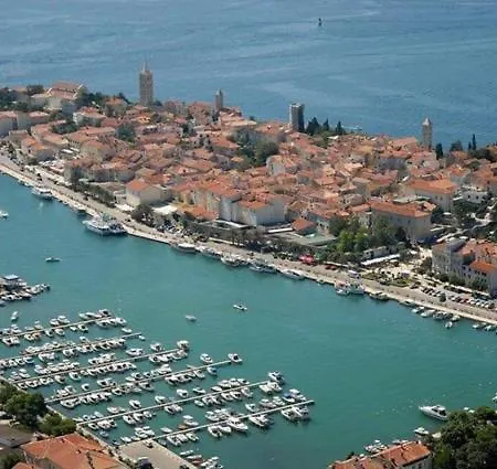 Dolin Rab Town